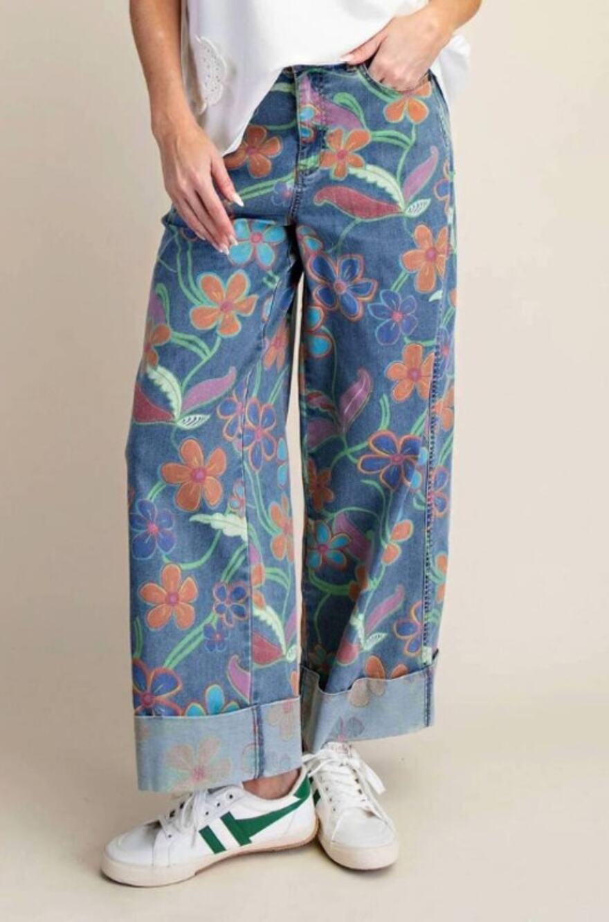 Easel Floral Print Stretch Denim Wide Leg Cuffed Jeans Size L NWT - Floral